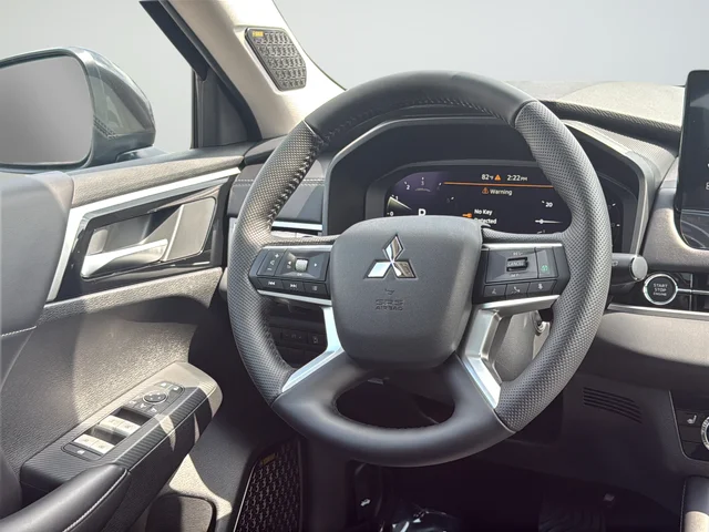 New 2026 Gray Mitsubishi SE image 38