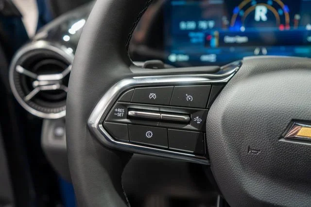 New 2027 Lakeshore Blue Metallic Chevrolet LT image 17