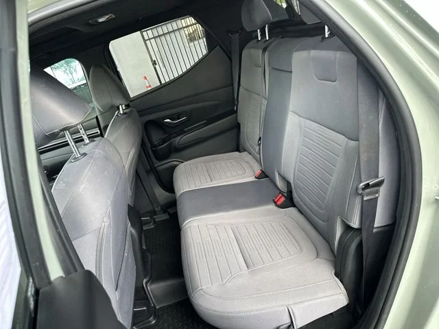 Used 2023 Green Hyundai SEL Premium image 24