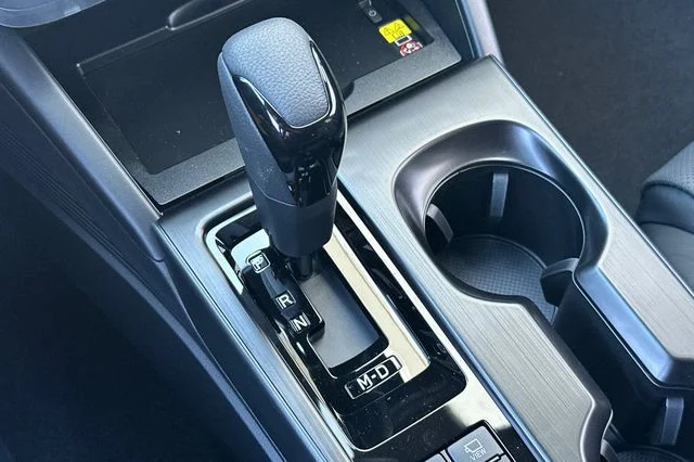 New 2026 ICE SILVER METALLIC Subaru Touring XT image 19