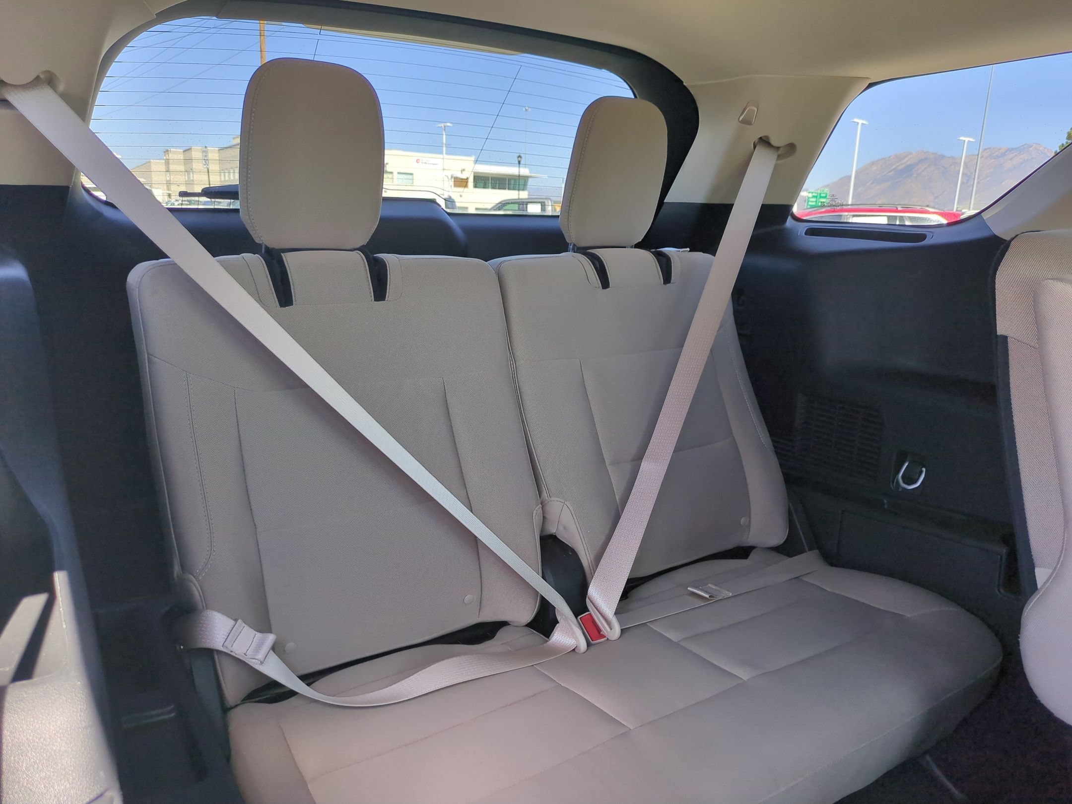 Used 2023 Gray Metallic Ford XLT image 29