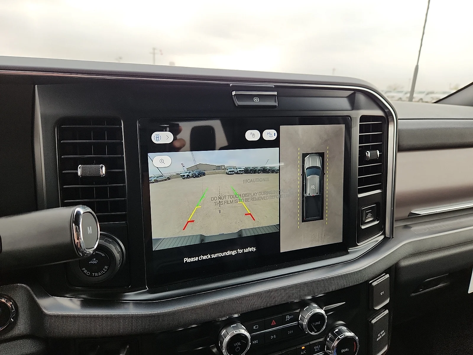 New 2026 Star White Metallic Tri-Coat Ford F-250® Platinum® image 23
