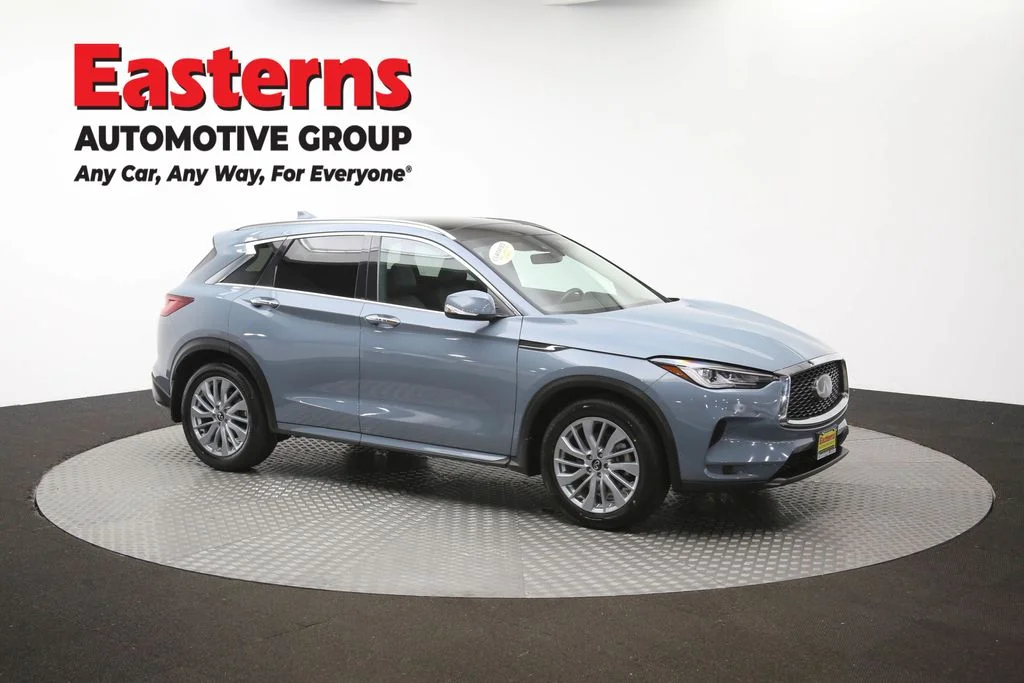 Used 2023 Gray INFINITI LUXE image 50