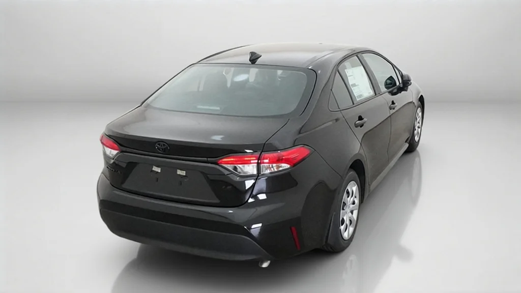New 2027 Inked Toyota LE image 11
