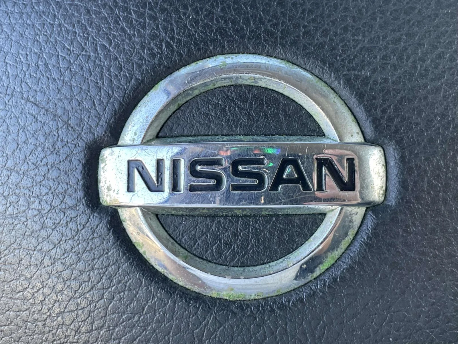 Used 2020 White Nissan SV Xtronic CVT image 28