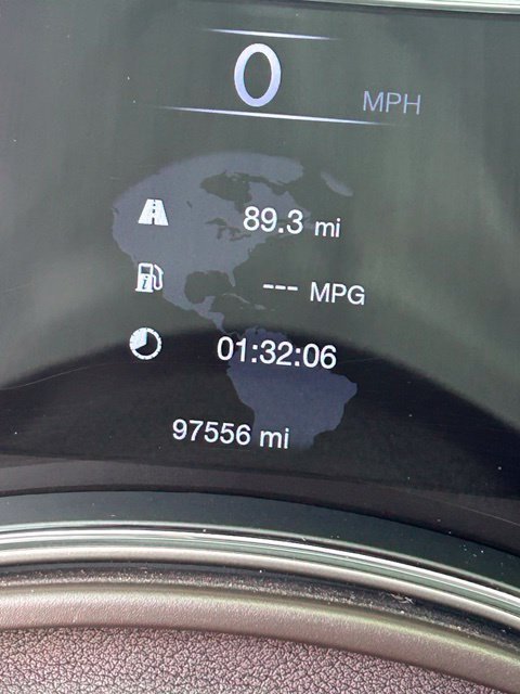 Used 2016 Velvet Jeep Overland image 4