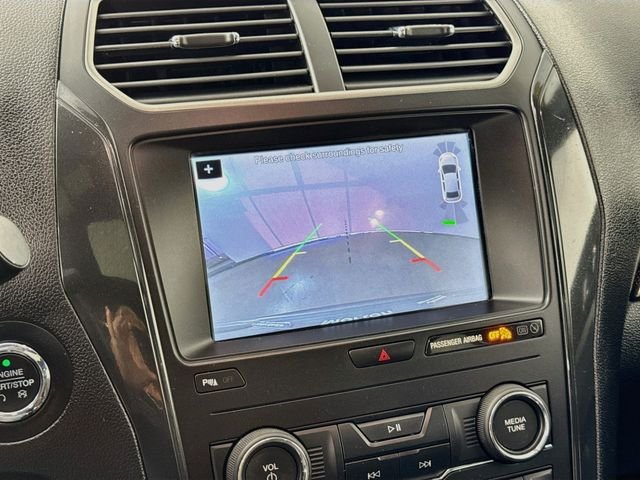 Used 2019 Red Ford XLT image 14