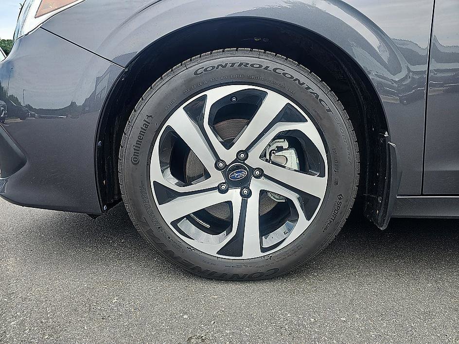 Used 2022 Magnetite Gray Metallic Subaru Limited XT image 9