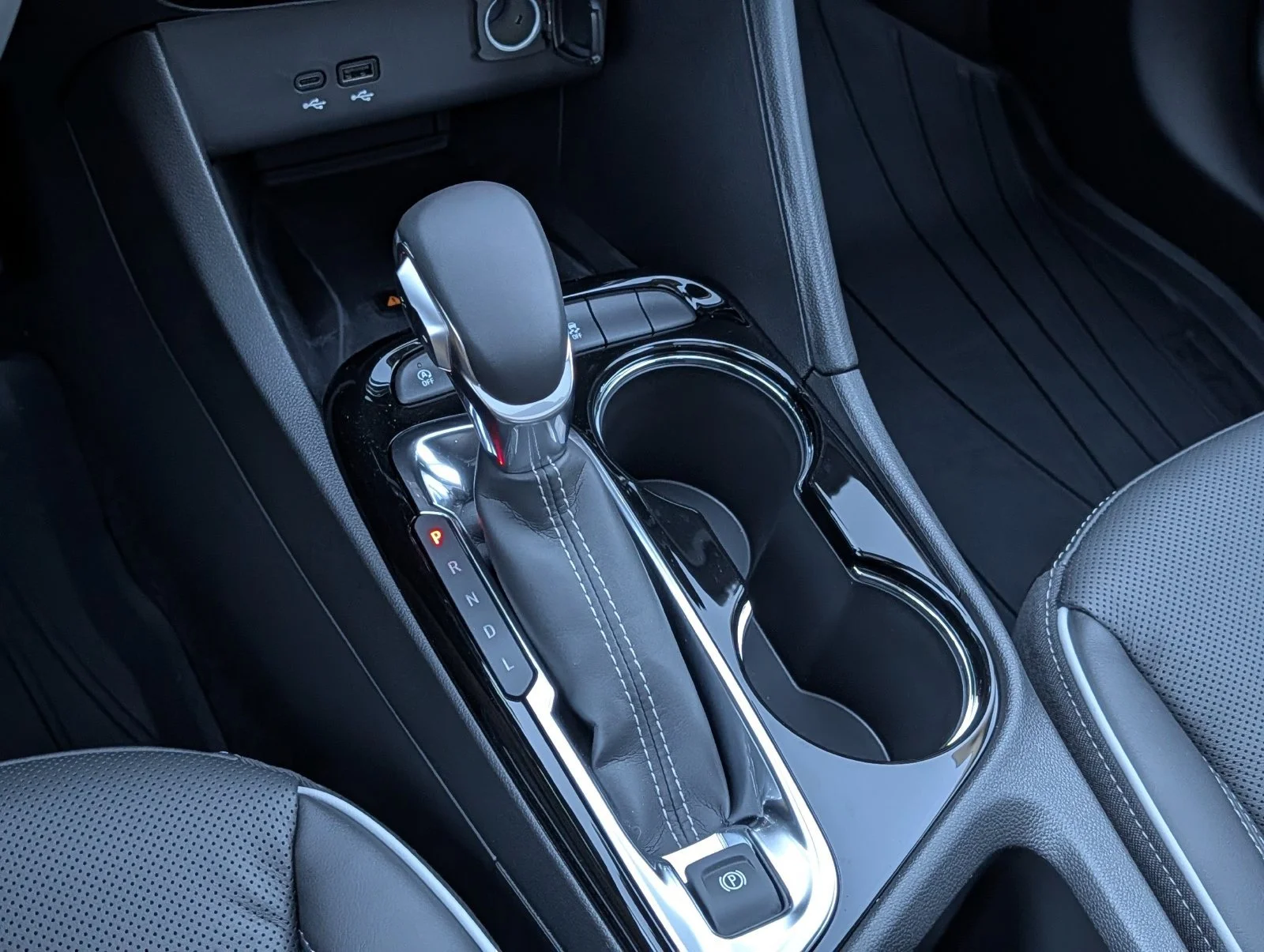 2026 Buick Encore GX Avenir - Photo 12