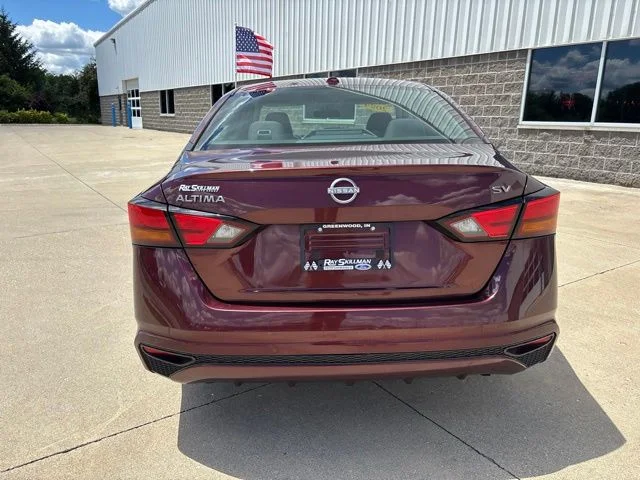 Used 2024 Garnet Pearl Nissan 2.5 SV image 8