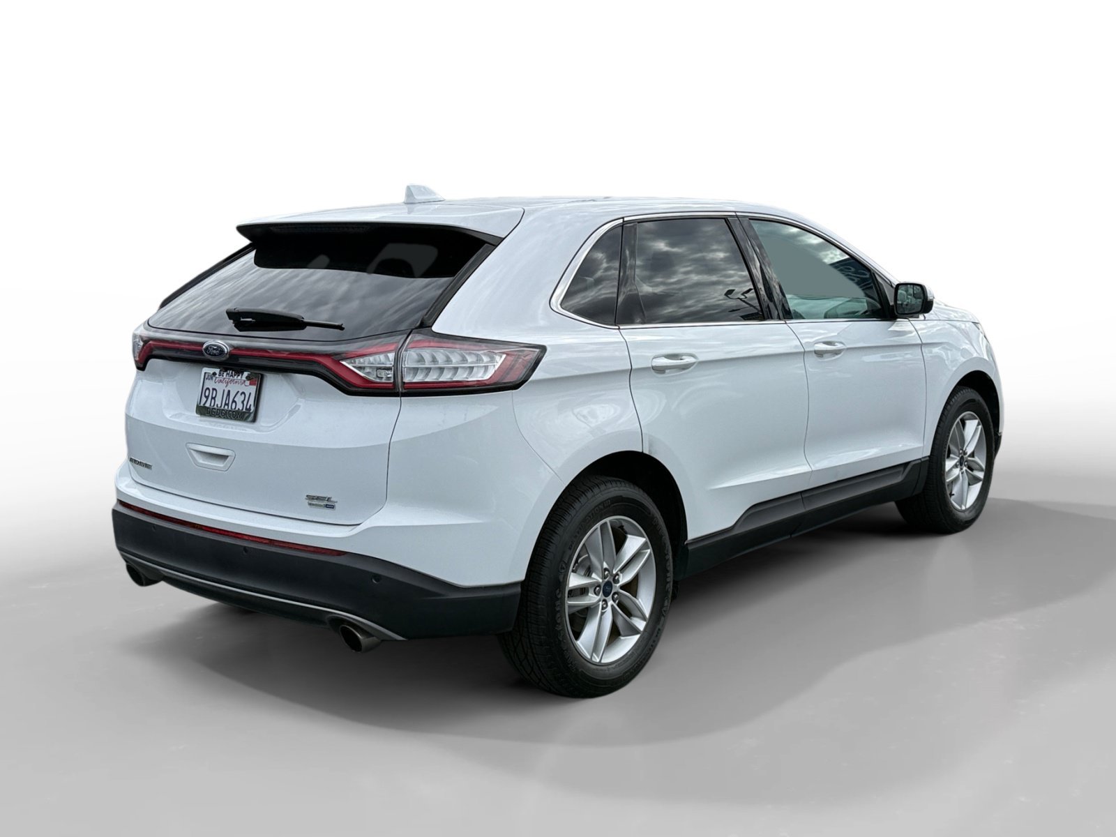 Used 2016 Oxford White Ford SEL image 5