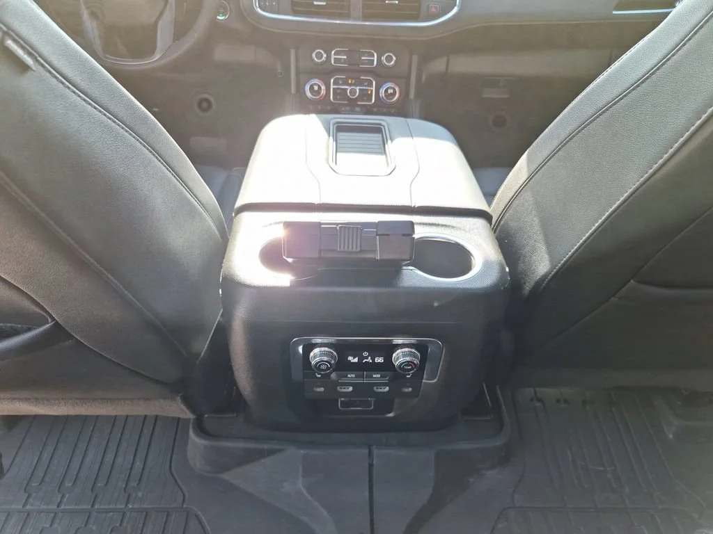 Used 2023 Summit White GMC AT4 image 35
