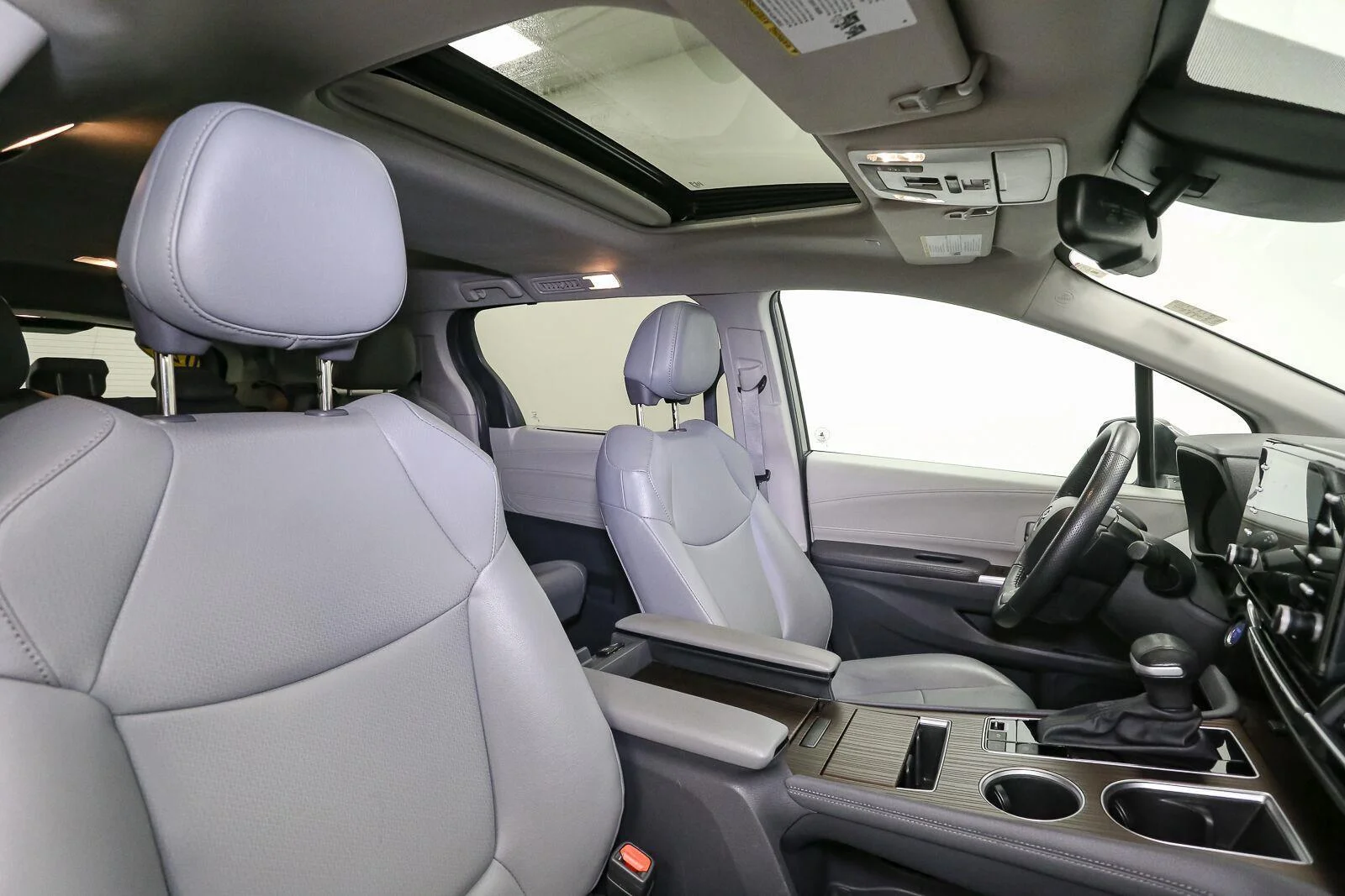 Used 2024 GY Toyota XLE image 19