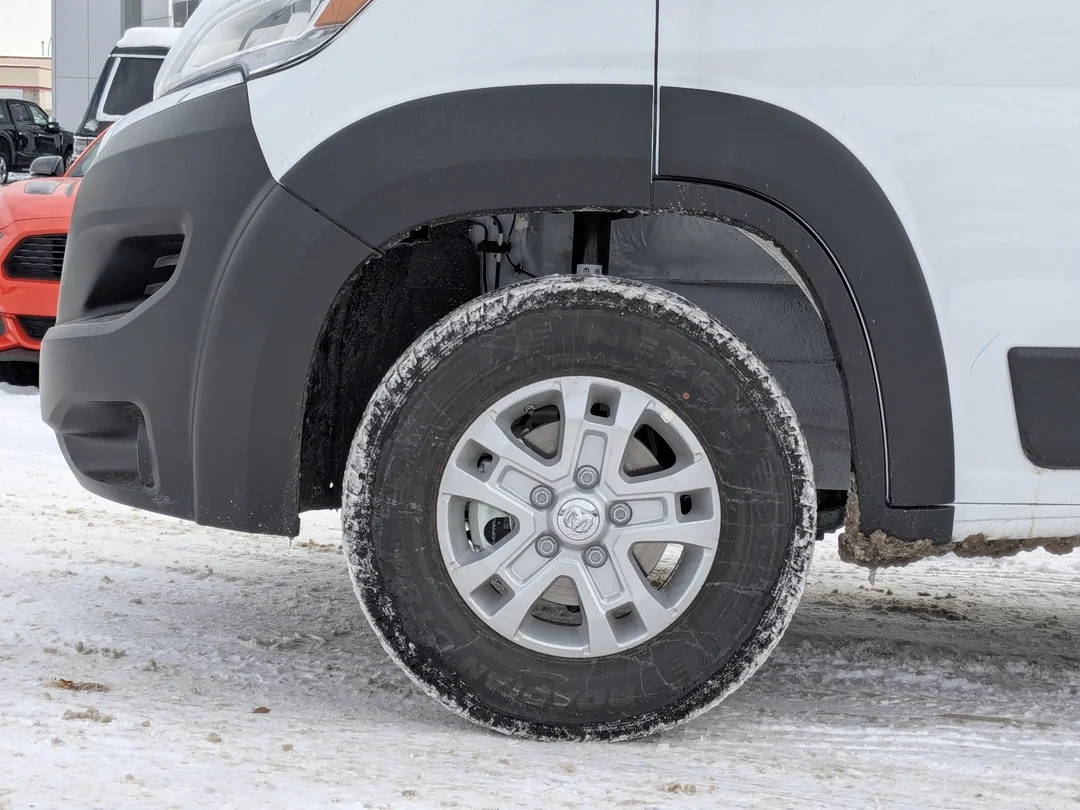 New 2026 White RAM SLT - - Super High Roof - Package 22G - LED Headlamps - Cargo Partition - Remote Start & More! image 8