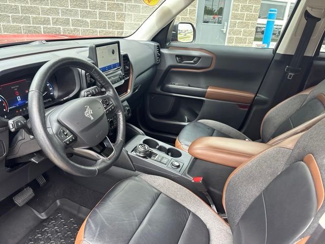 Used 2022 Red Ford Outer Banks image 17