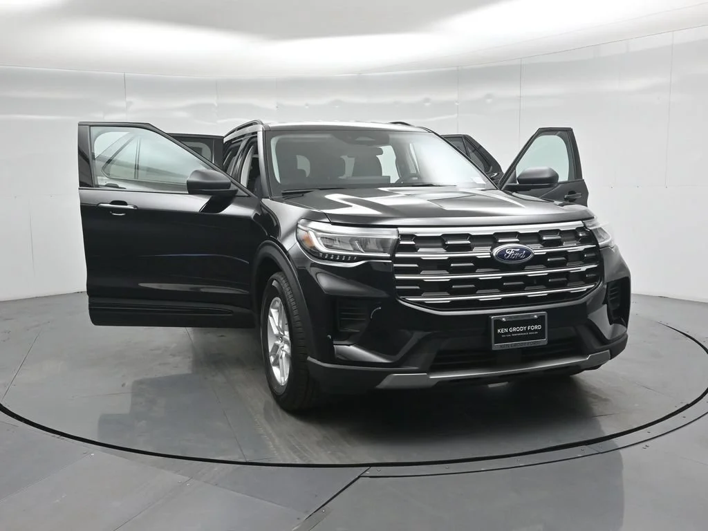 New 2026 Agate Black Metallic Ford Active image 30