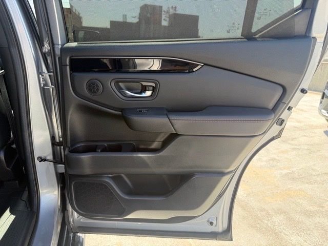 Used 2023 Gray Honda TrailSport image 16