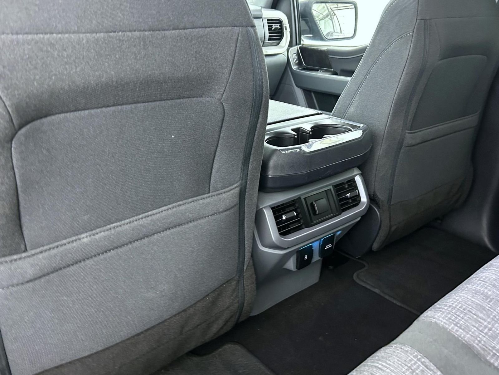 Used 2023 Blue Ford XLT image 21