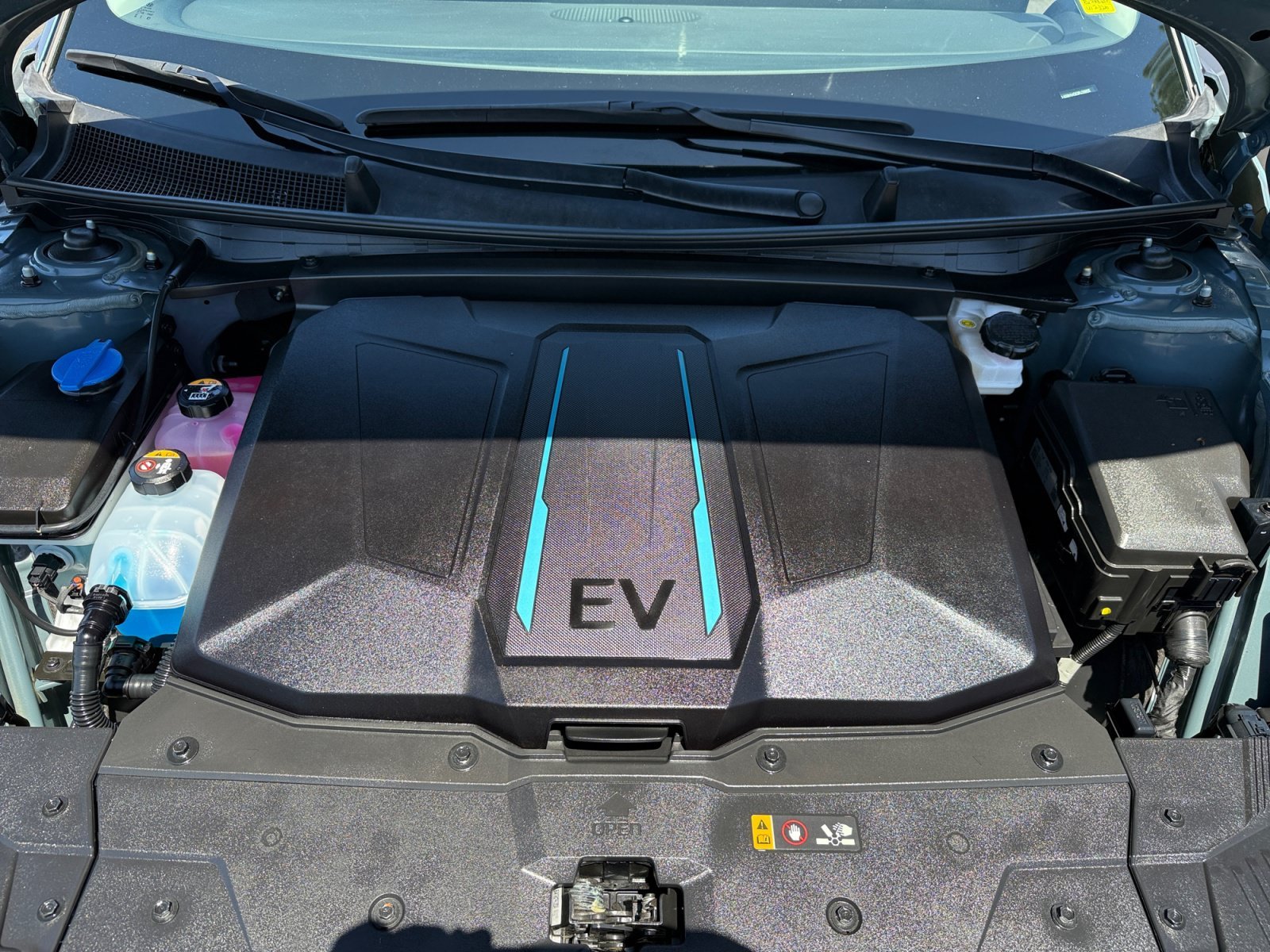 Certified Used 2024 Teal Hyundai SEL image 20