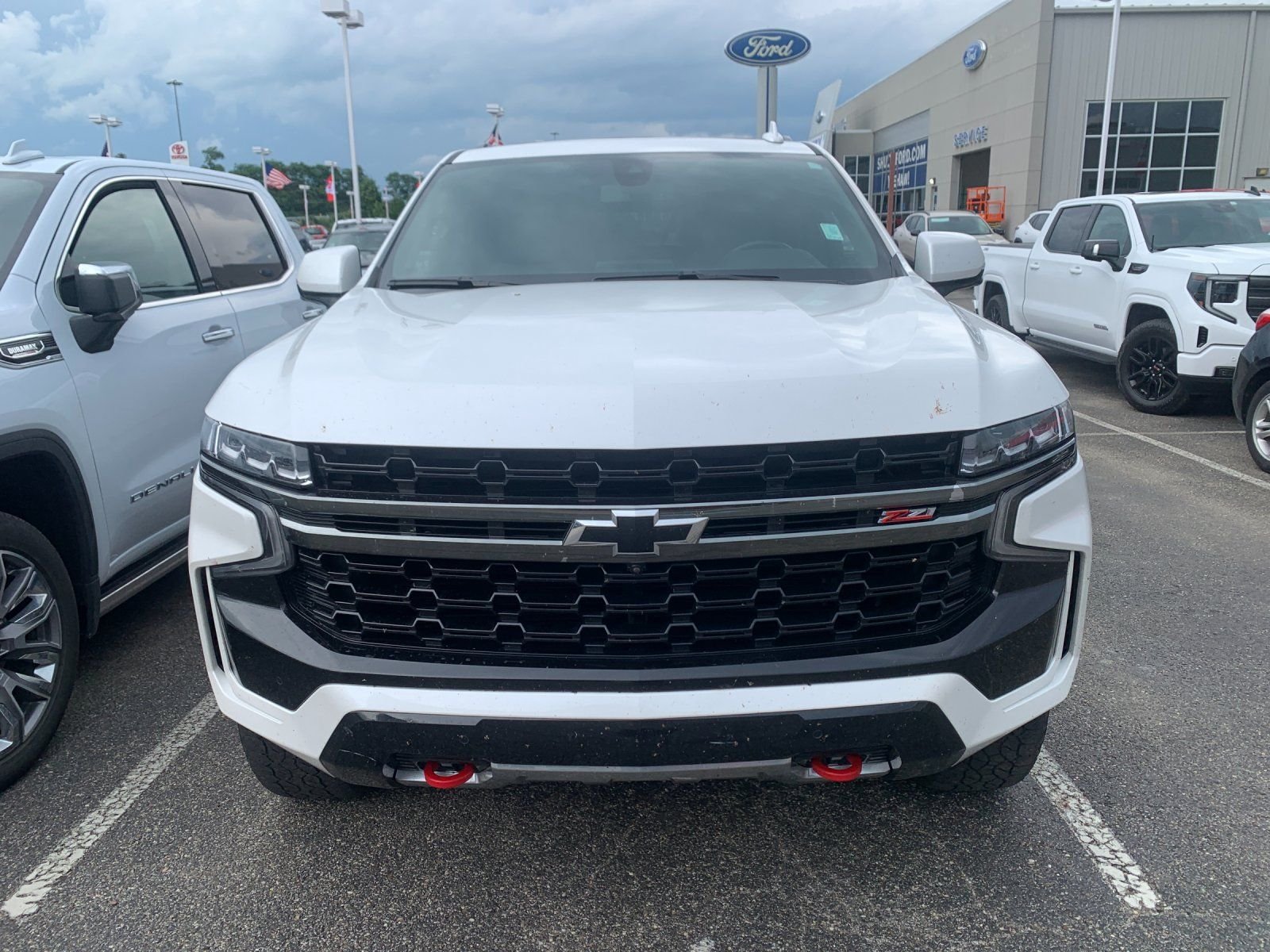 Used 2022 Beige Chevrolet Z71 image 6