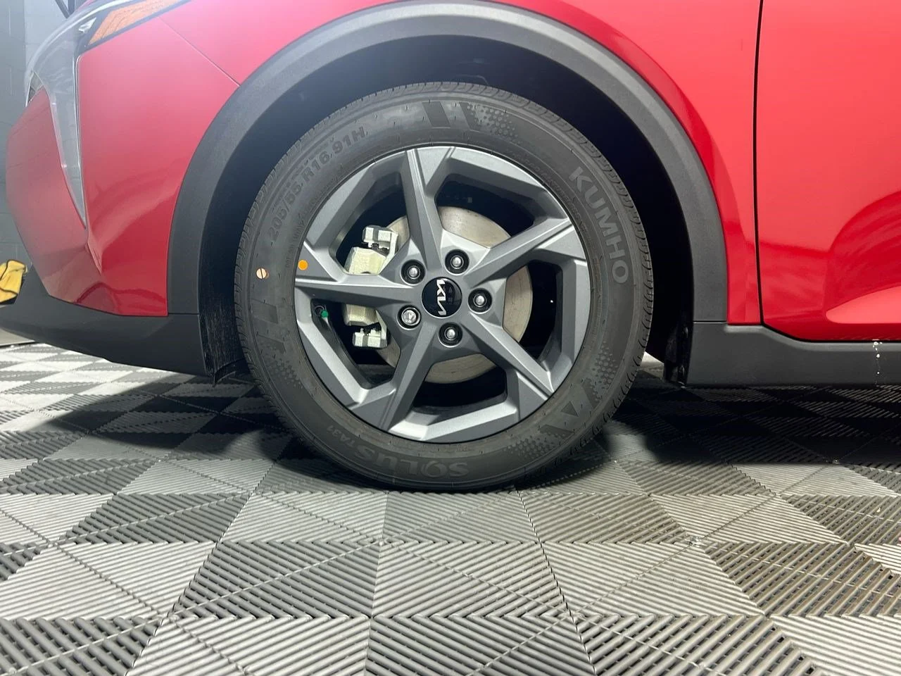New 2026 Currant Red Kia LXS image 16