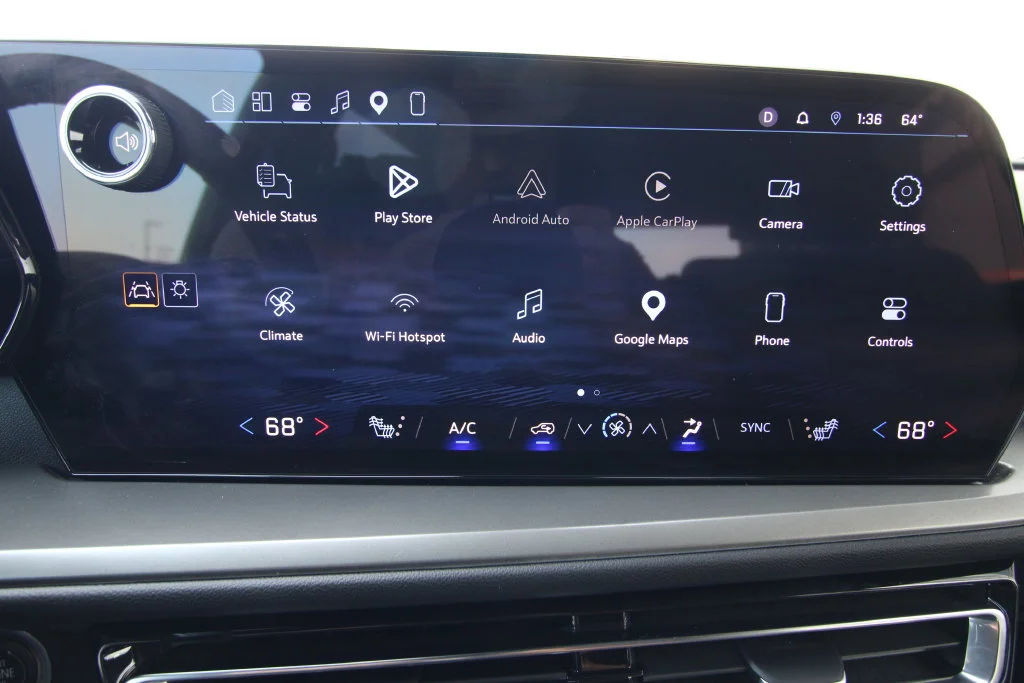 Used 2025 Gray Chevrolet LT image 30