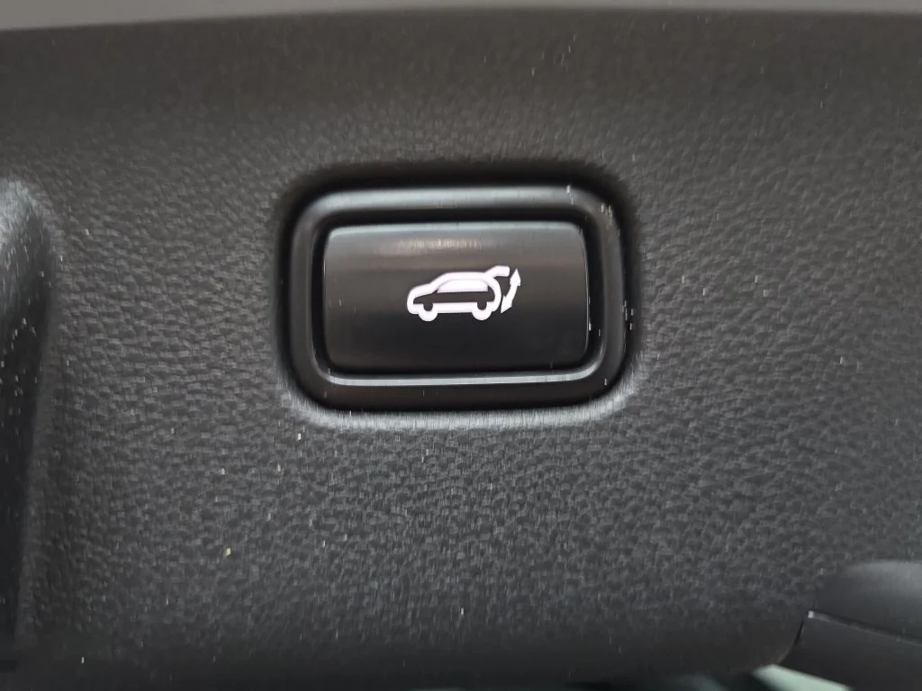 Used 2023 Gray Kia X-Line image 16