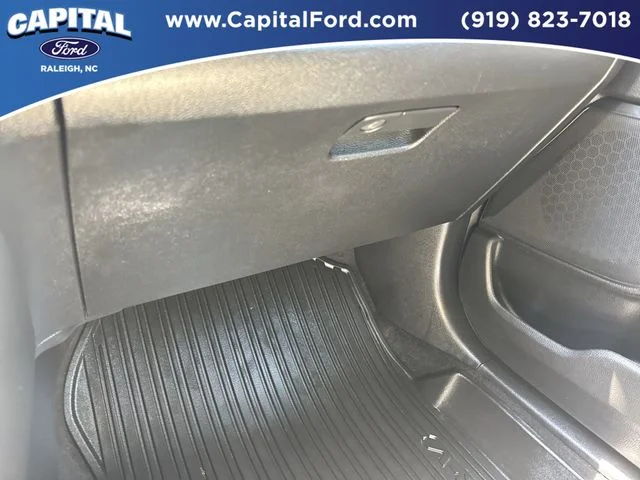 Used 2019  Honda EX image 28