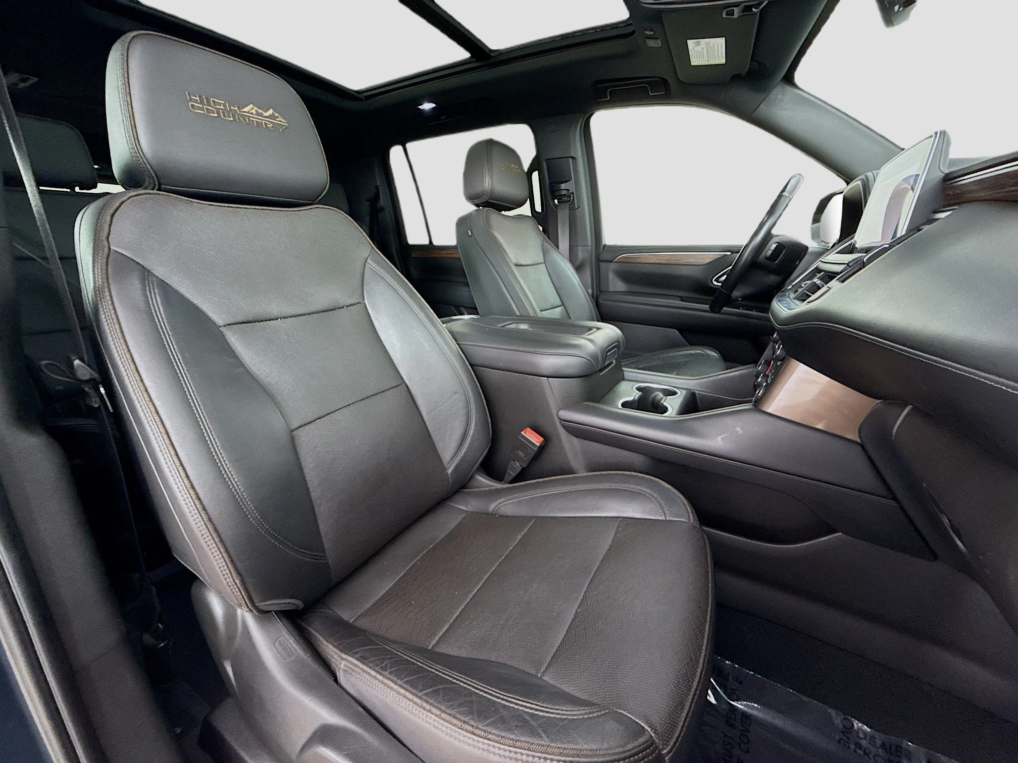 Used 2021 Shadow Gray Metallic Chevrolet High Country image 33
