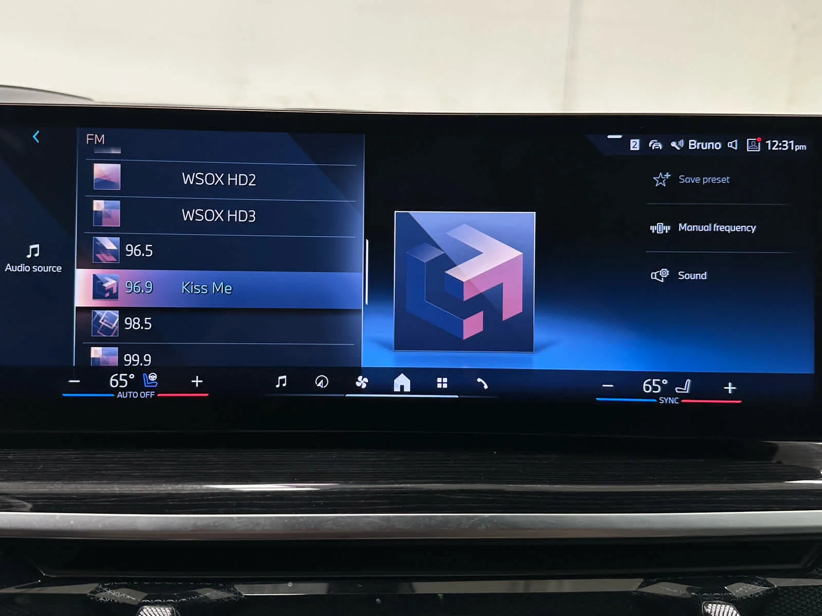 Used 2025 Skyscraper Grey Metallic BMW ALPINA XB7 image 33