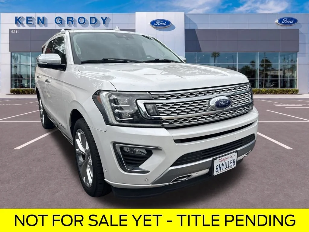 Used 2018 White Ford Platinum image 1