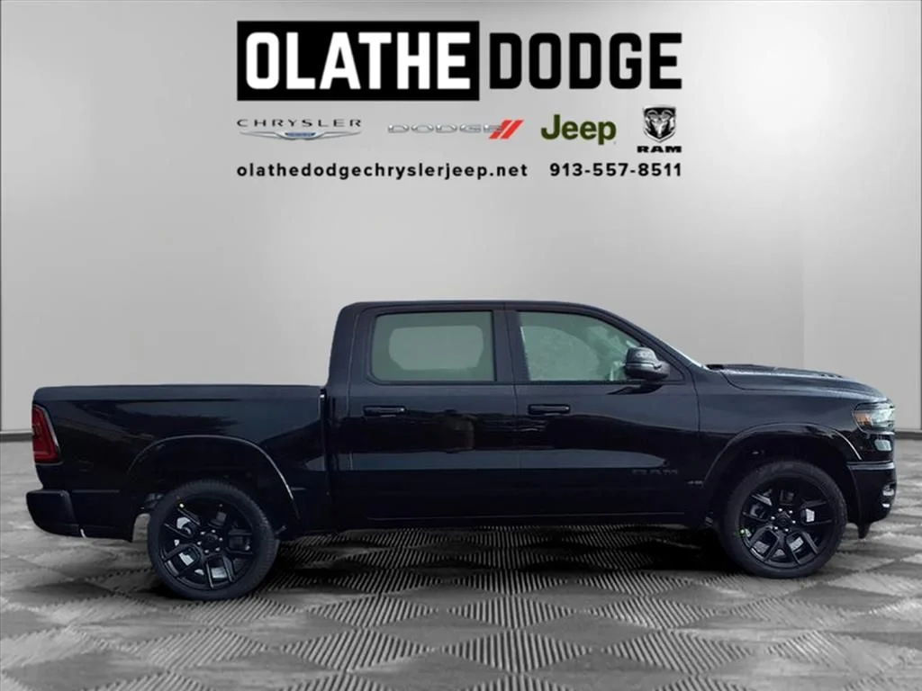 New 2026 Diamond Black Crystal Pearl-Coat Exterior Paint RAM Laramie image 25
