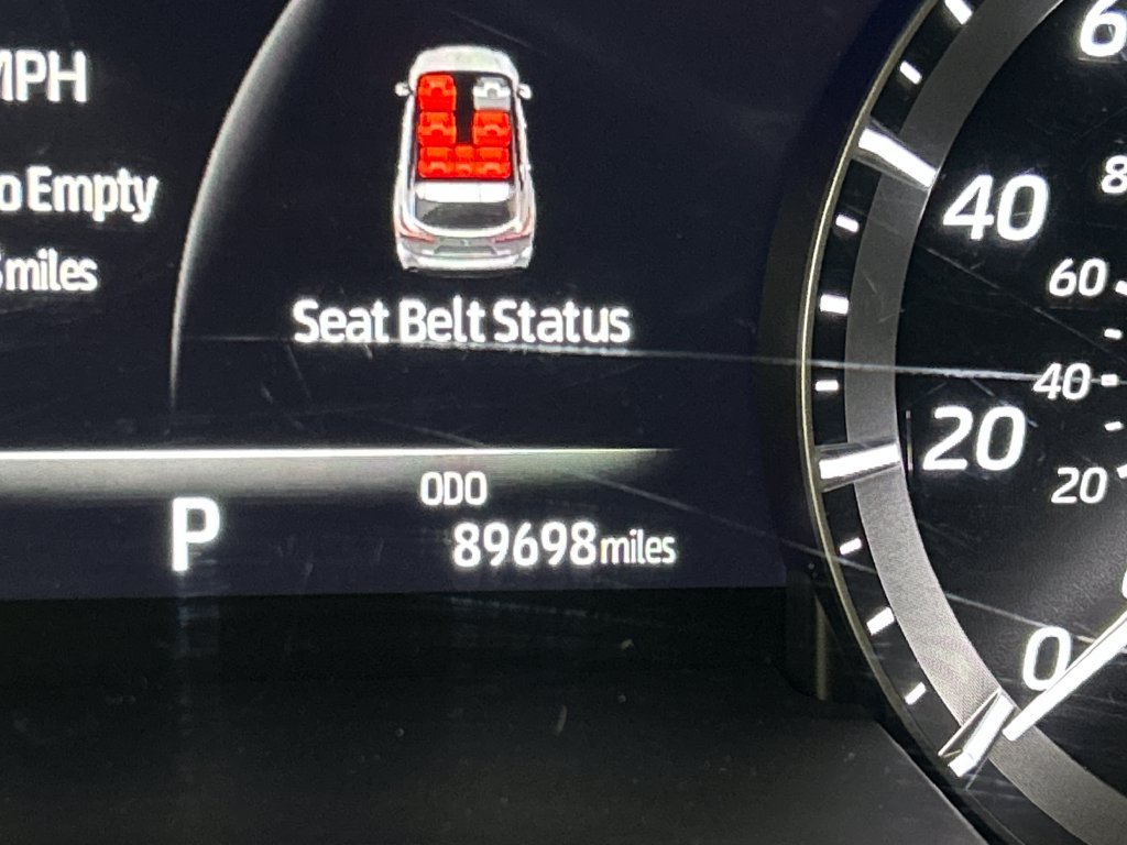 Used 2021  Toyota XLE image 25