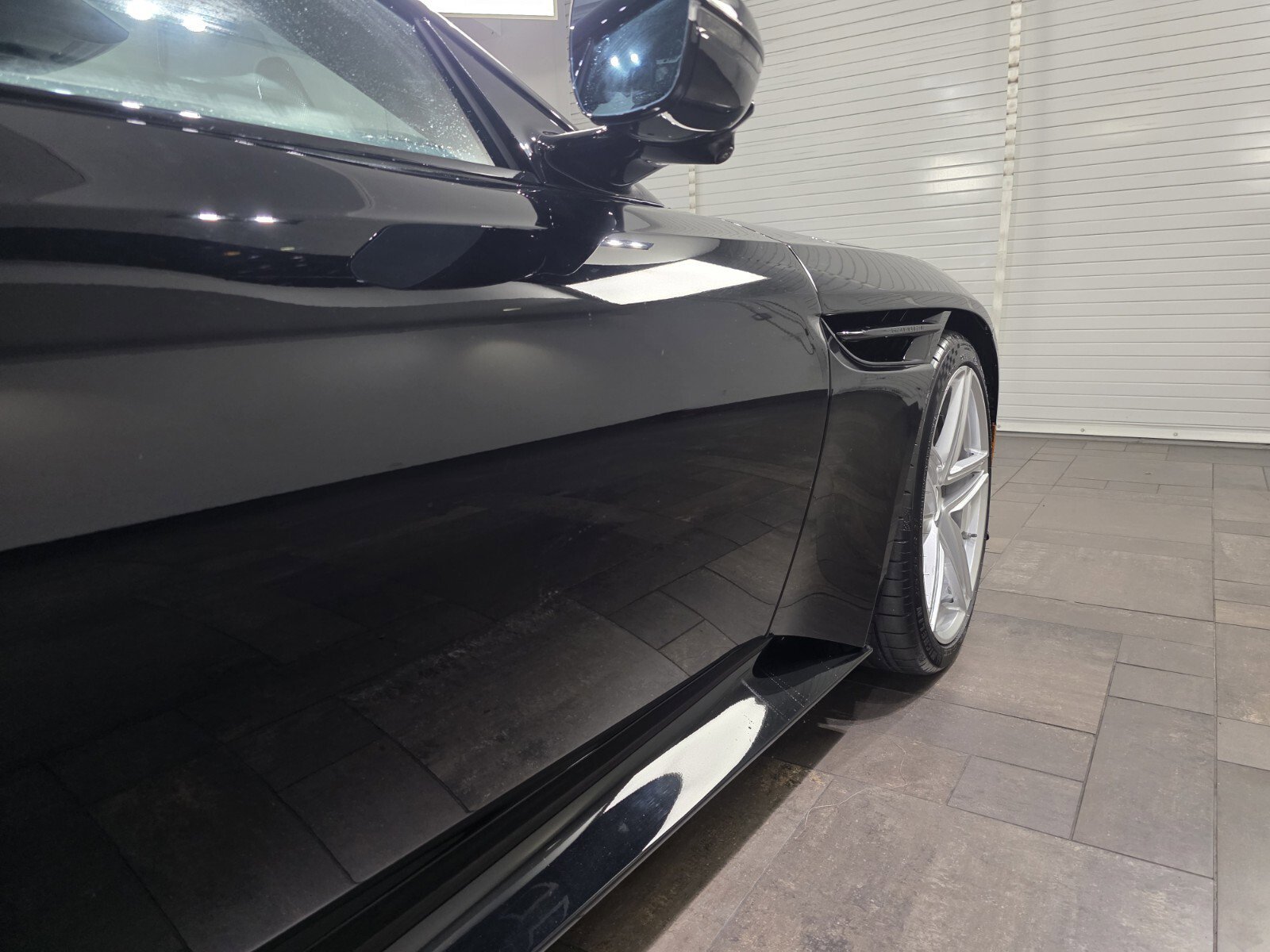 2026 Aston Martin DB12 Base - Photo 9