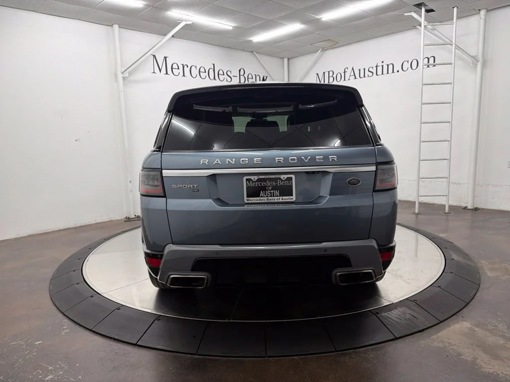 Used 2020 Blue Land Rover HSE image 6
