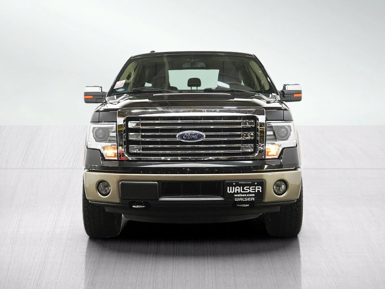 Used 2014  Ford XL image 8