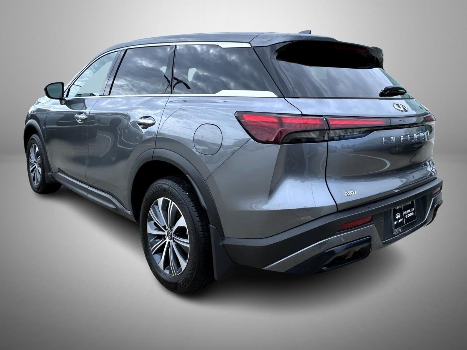 Certified Used 2025 Gray INFINITI PURE image 7