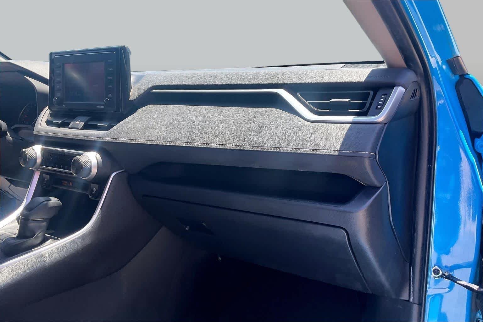 Used 2020 Blue Flame Toyota XLE image 19