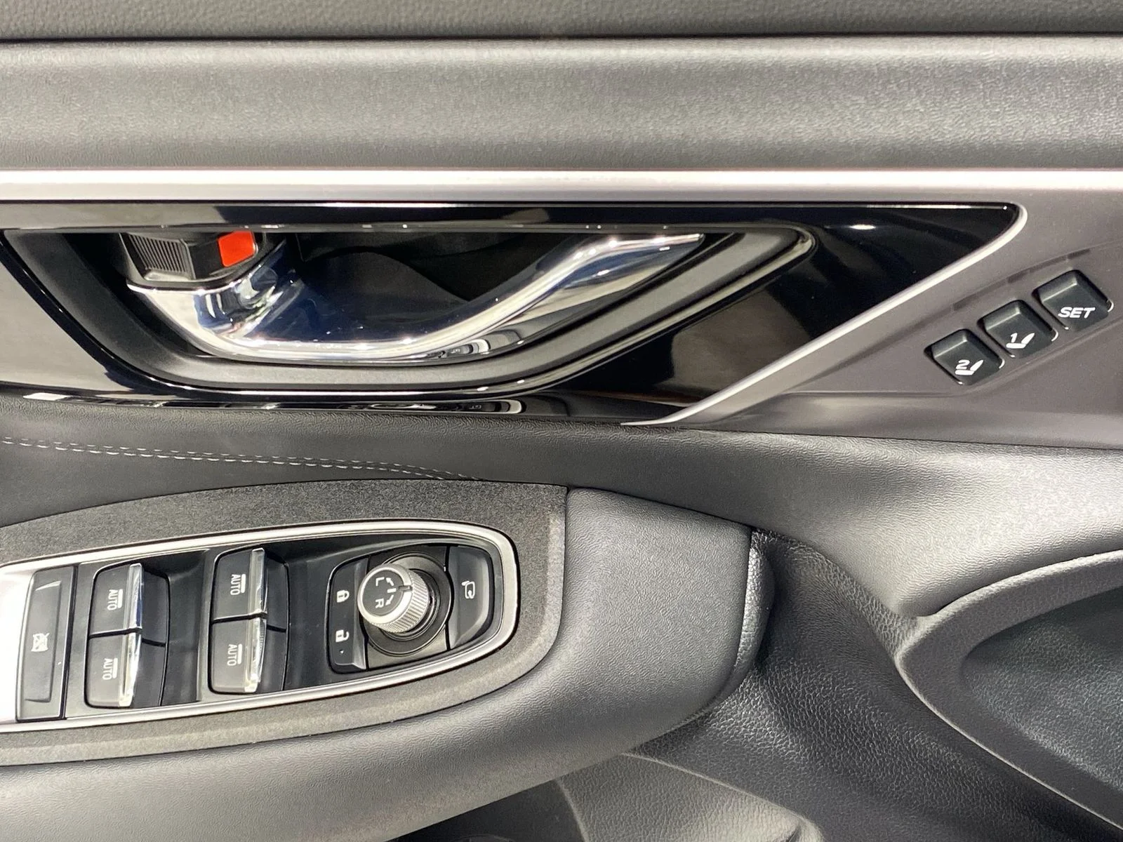 2025 Subaru Outback Touring - Photo 13