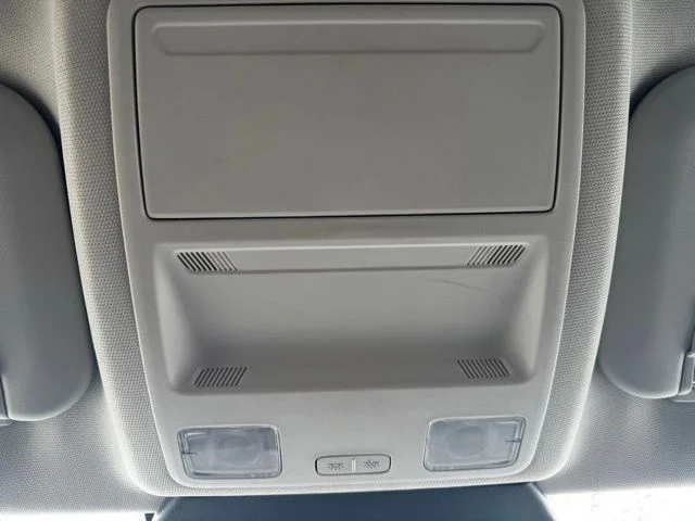 Used 2022  Ford SEL image 33