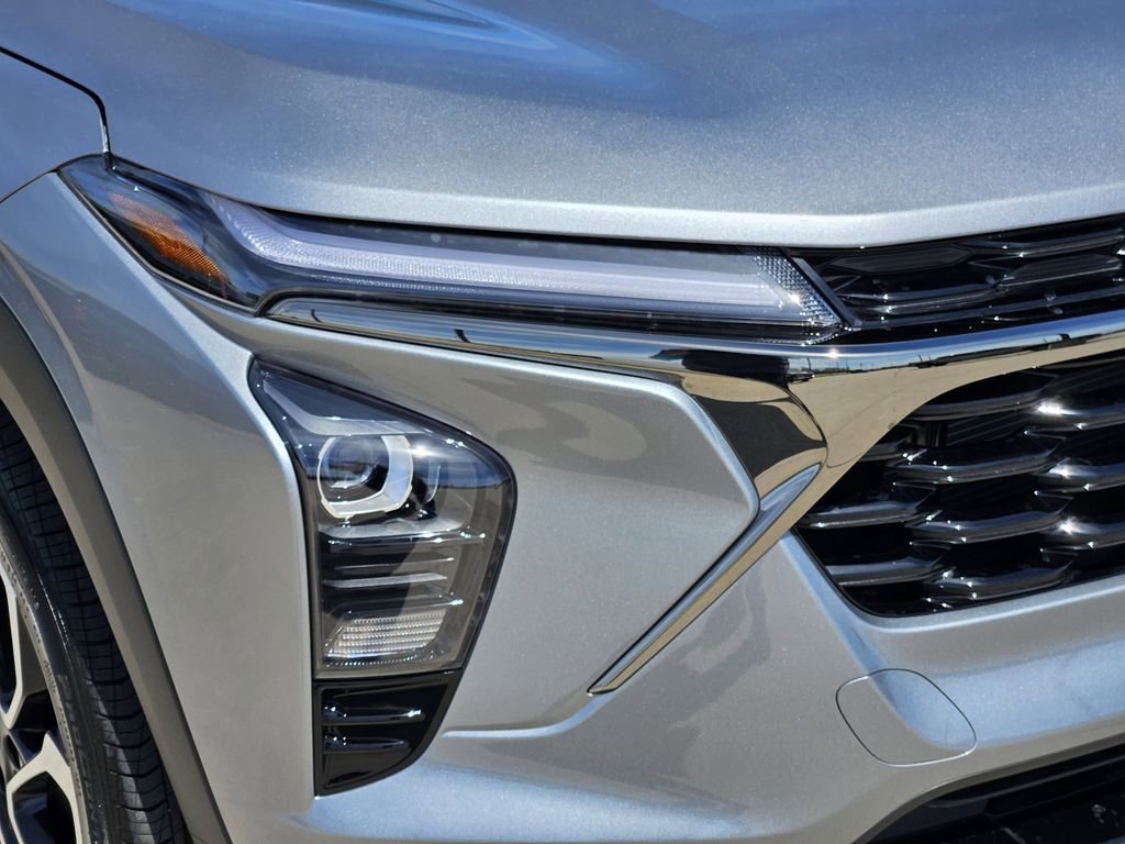 2026 Chevrolet Trax RS - Photo 8