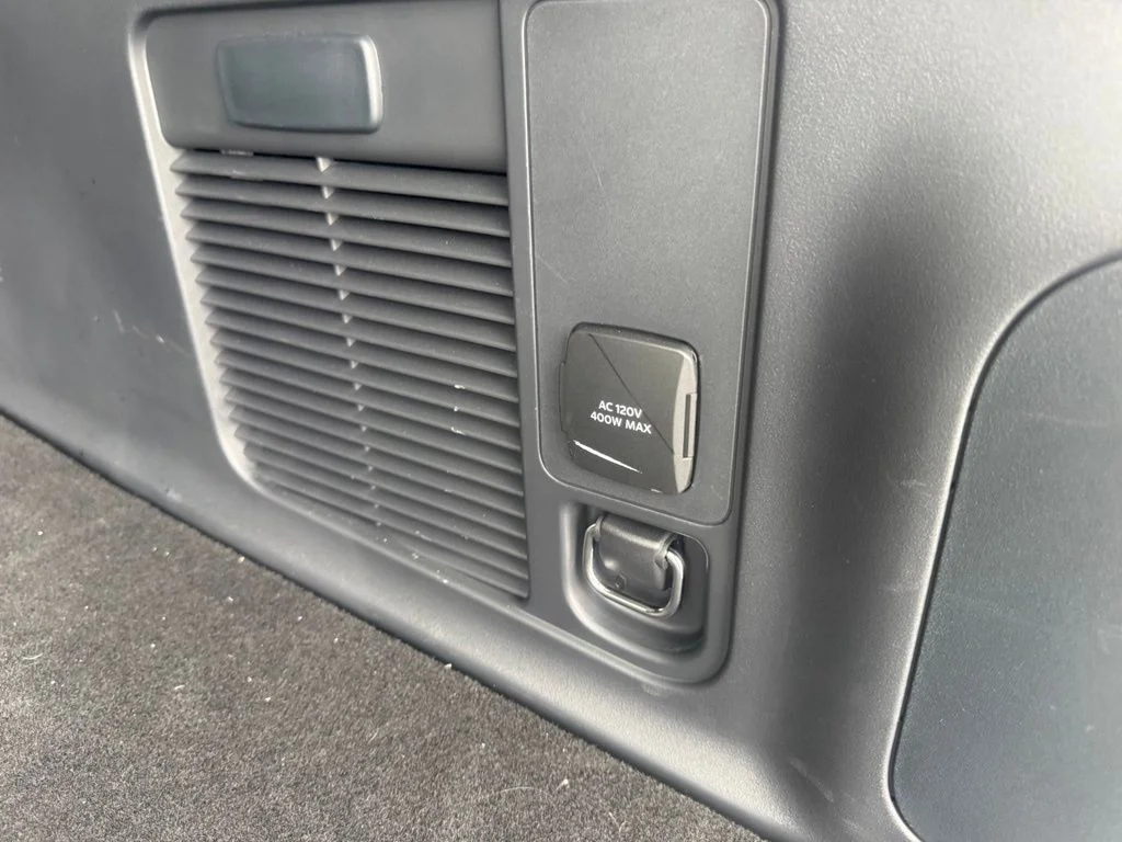 New 2026 Space Silver Metallic Ford MAX Active image 55