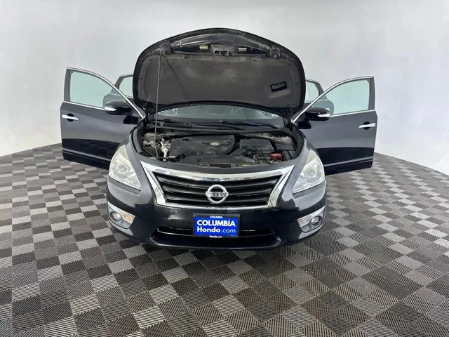 Used 2013 Black Nissan 2.5 SL image 14