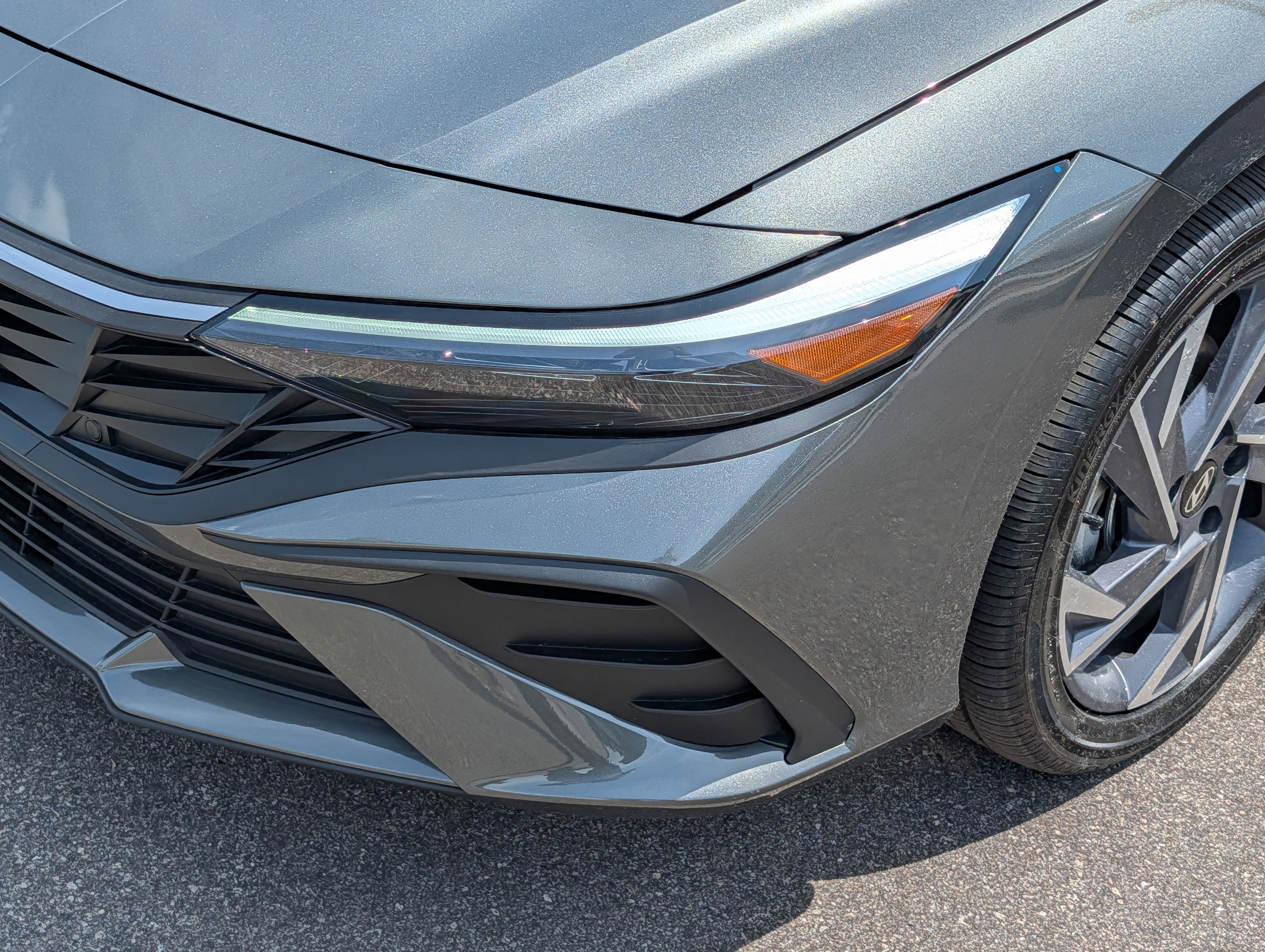 2025 Hyundai Elantra Blue - Photo 16