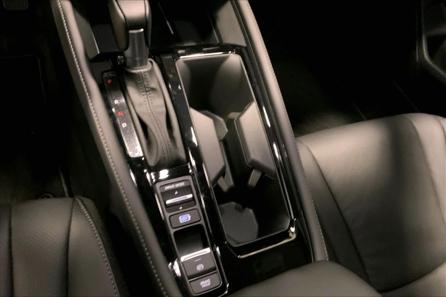 New 2026 Urban Gray Pearl Honda Touring Hybrid image 20