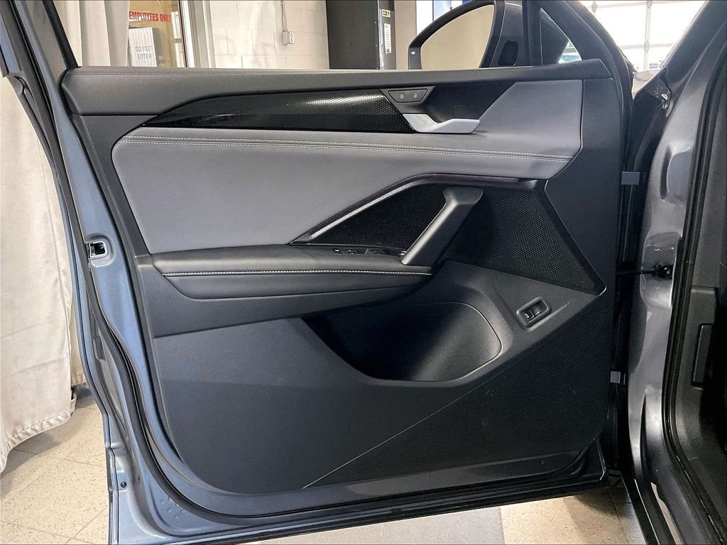 Certified Used 2025 Gray Volkswagen 2.0T SE image 9