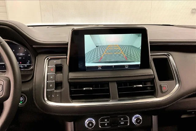 Used 2022 Summit White GMC SLE image 30