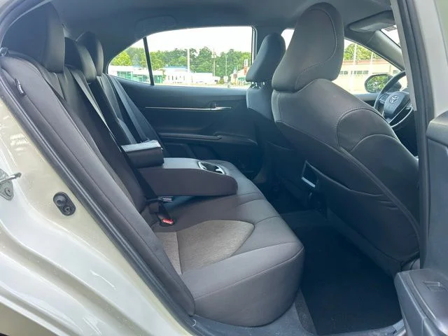 Used 2023 White Toyota LE image 30