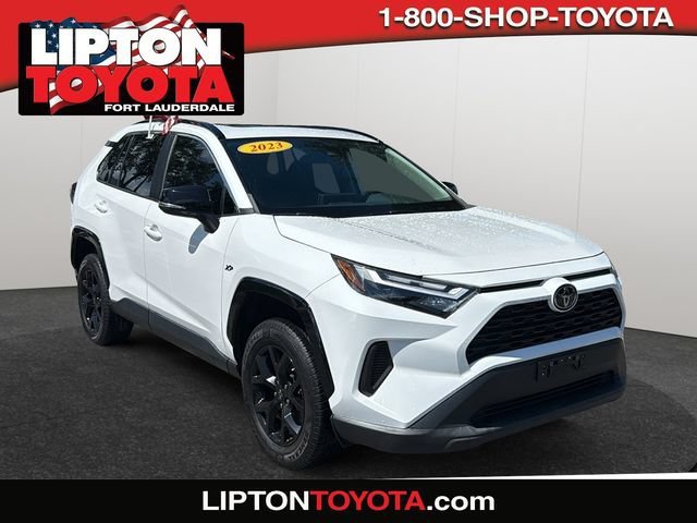 2023 Toyota RAV4 XLE