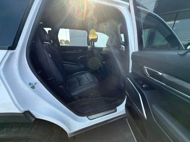 Used 2023 White Kia SX-Prestige X-Pro image 6